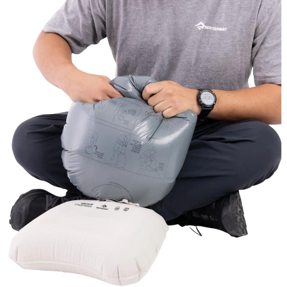 Sea To Summit Aeros Ultralight Pillow - Large (Beluga Grey) blow