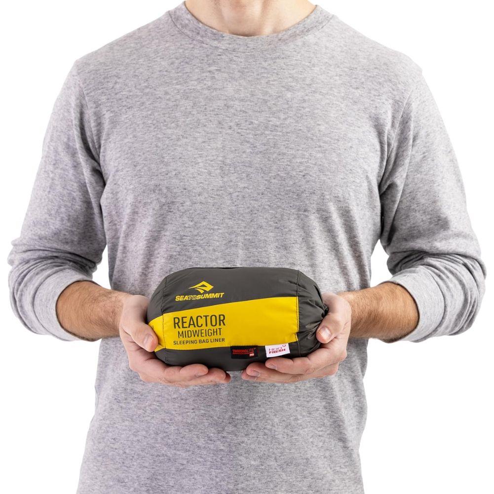 Sea to Summit Reactor Midweight Sleeping Bag Liner - Regular (Beluga) hand