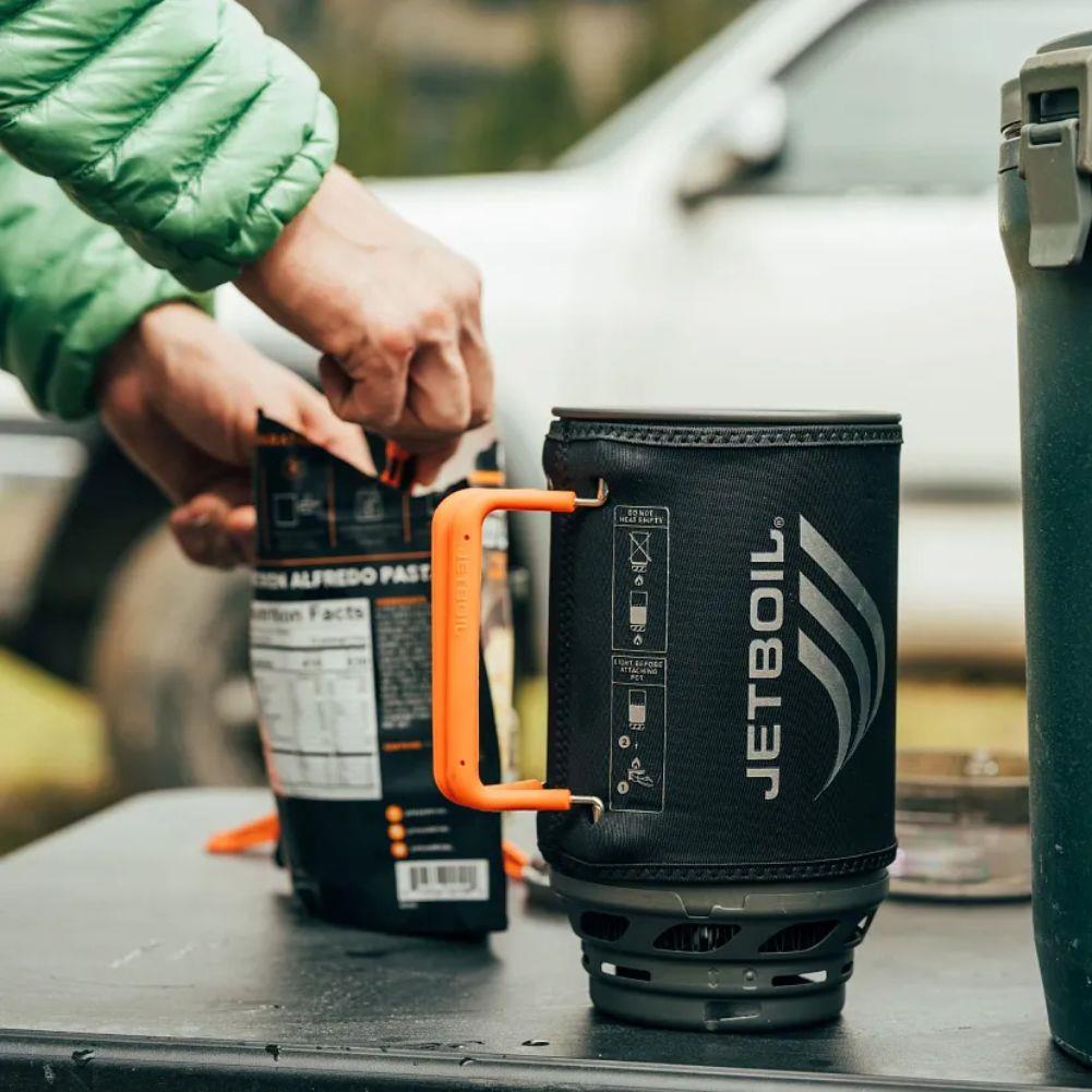 Jetboil Flash 1.8L Fast Boil System (Carbon) food