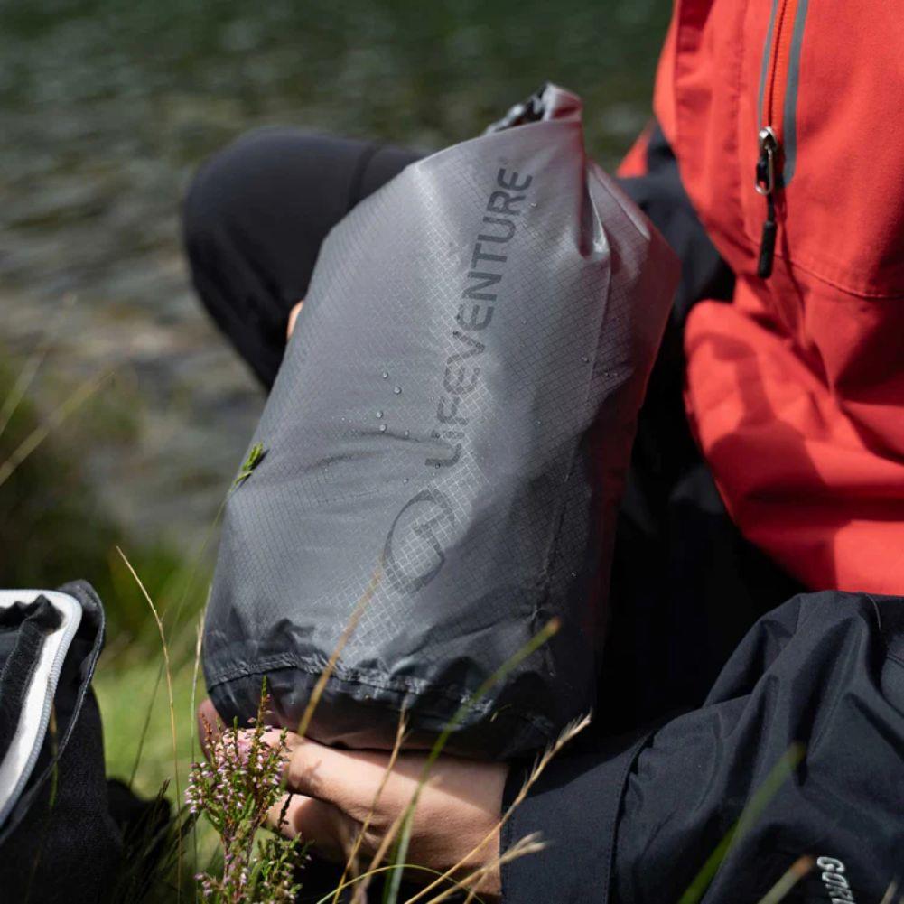 Lifesystem Ultralight Dry Bags - 25L (Olive) hols