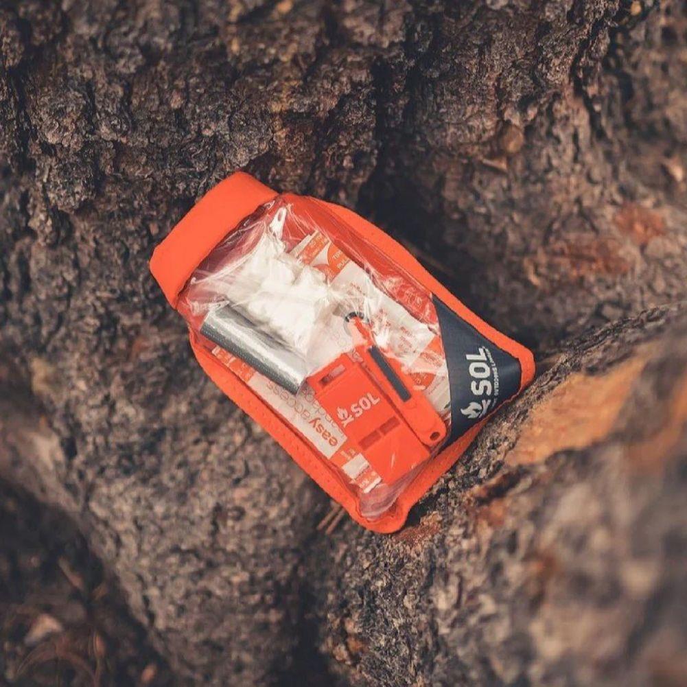 SOL Scout Survival Kit wood