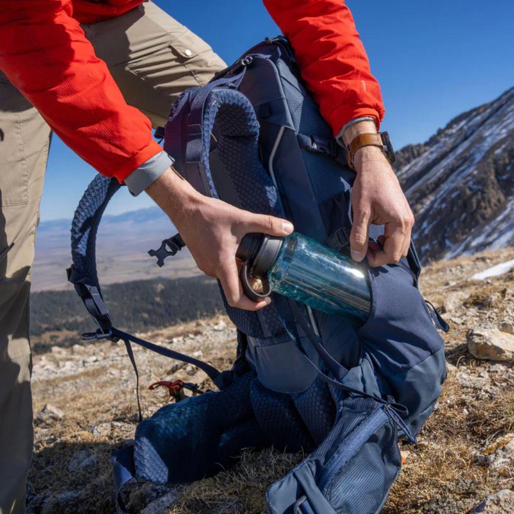 Yeti Skala Men's 50L Hiking Pack (Ridgeline) bottle