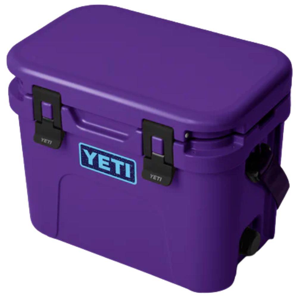Yeti Roadie 15 Cool Box (Pace Purple/Blue) angle