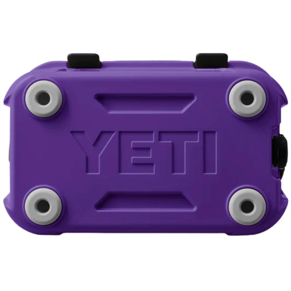 Yeti Roadie 15 Cool Box (Pace Purple/Blue) bottoms