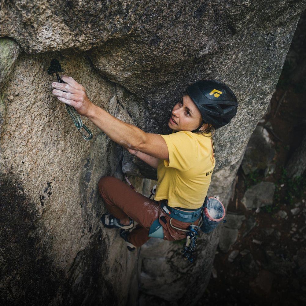 Black Diamond Liquid Black Gold Chalk 60ml rock climbinbg