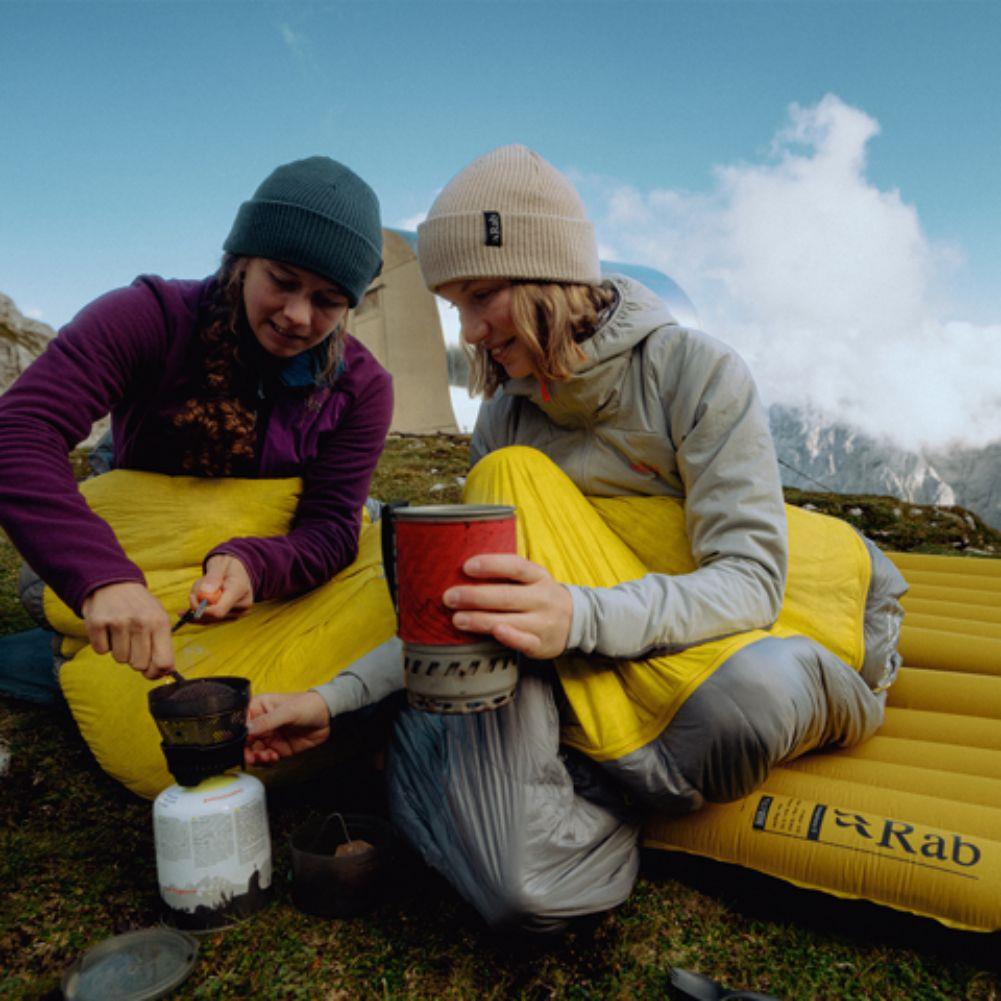 Rab Neutrino Down Sleeping Bag (-18°C) - Long - Left Zip (Graphene/Dark Pollen) cooking