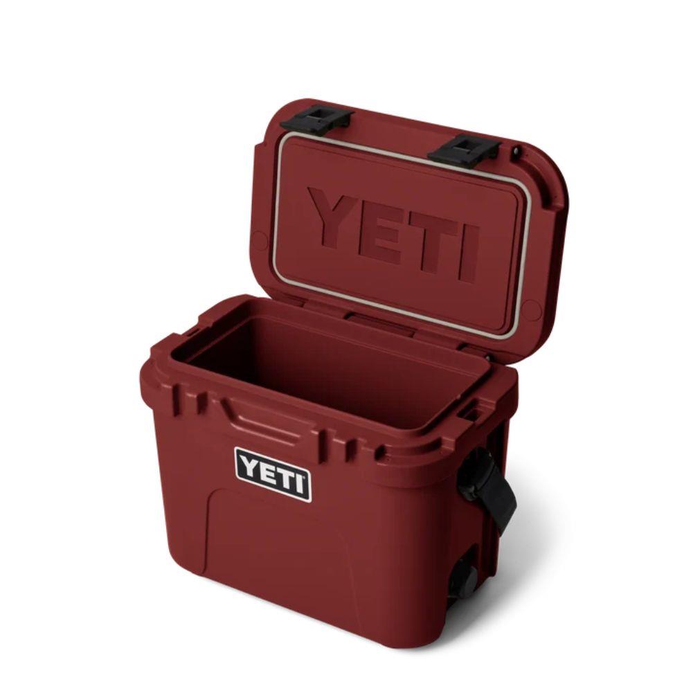 Yeti Roadie 15 Cool Box (Stag Red) Open