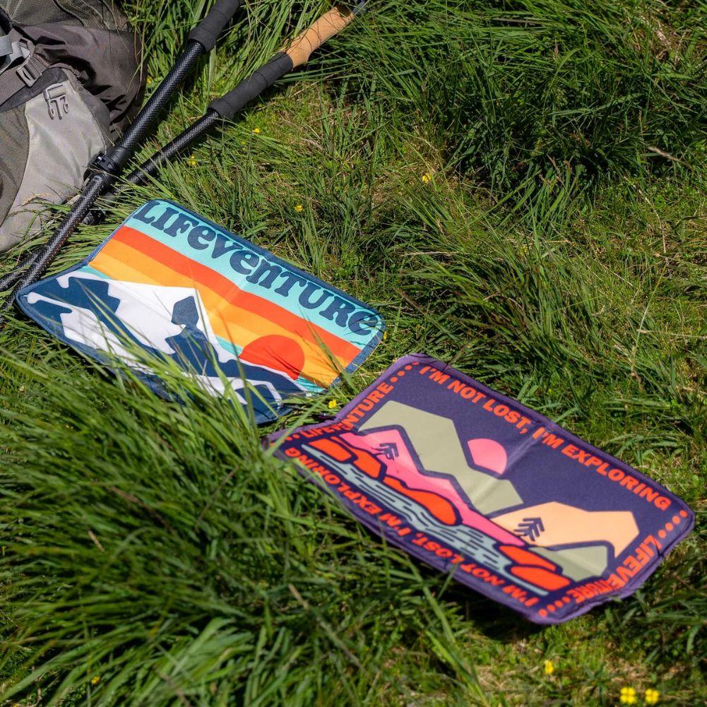 LifeVenture Sit Mat (Retro Print) On