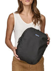 Patagonia Black Hole Cube 14L (Smolder Blue w/Amanita Red)
