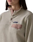 Patagonia Women's Lightweight Synchilla Snap-T Fleece Pullover (Oatmeal Heather w/Moonrise Taupe) logo